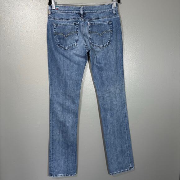 Diesel Liv Women's Low Rise Straight Leg Jeans - Size W31 - Medium Wash (0072J) - Picture 8 of 8